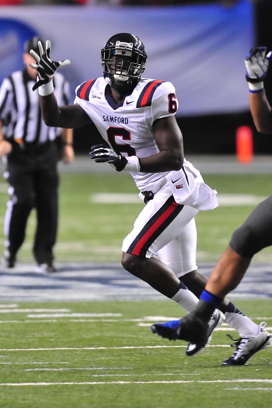  Jaquiski Tartt dropped interception
