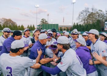Western Carolina upsets Georgia baseball